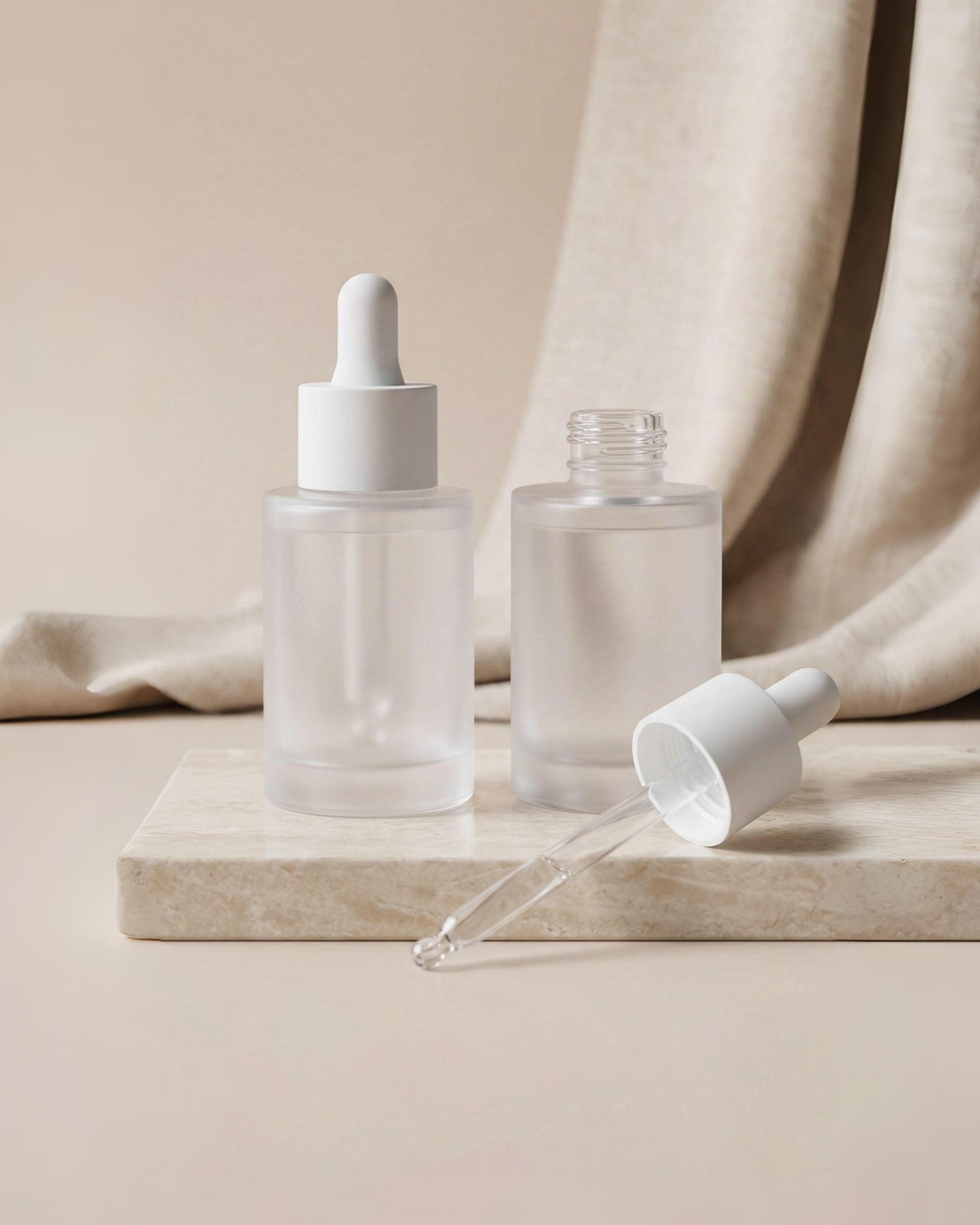 30ml frosted glass bottle — Laminaa skincare packaging